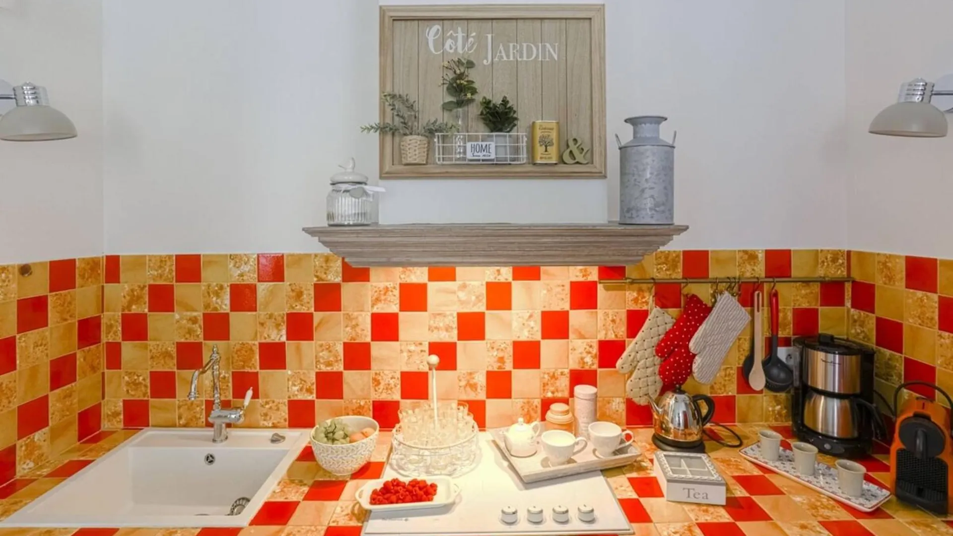 Cassini Gt - 1 Bedroom - Balcony - Place Garibaldi Nizza 0*,  Frankreich